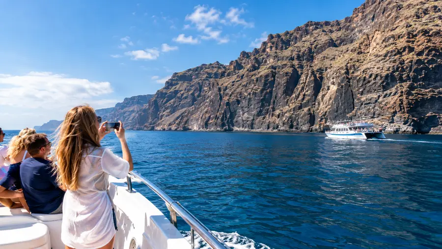 Los Gigantes Boat Trips & Cliff Tours